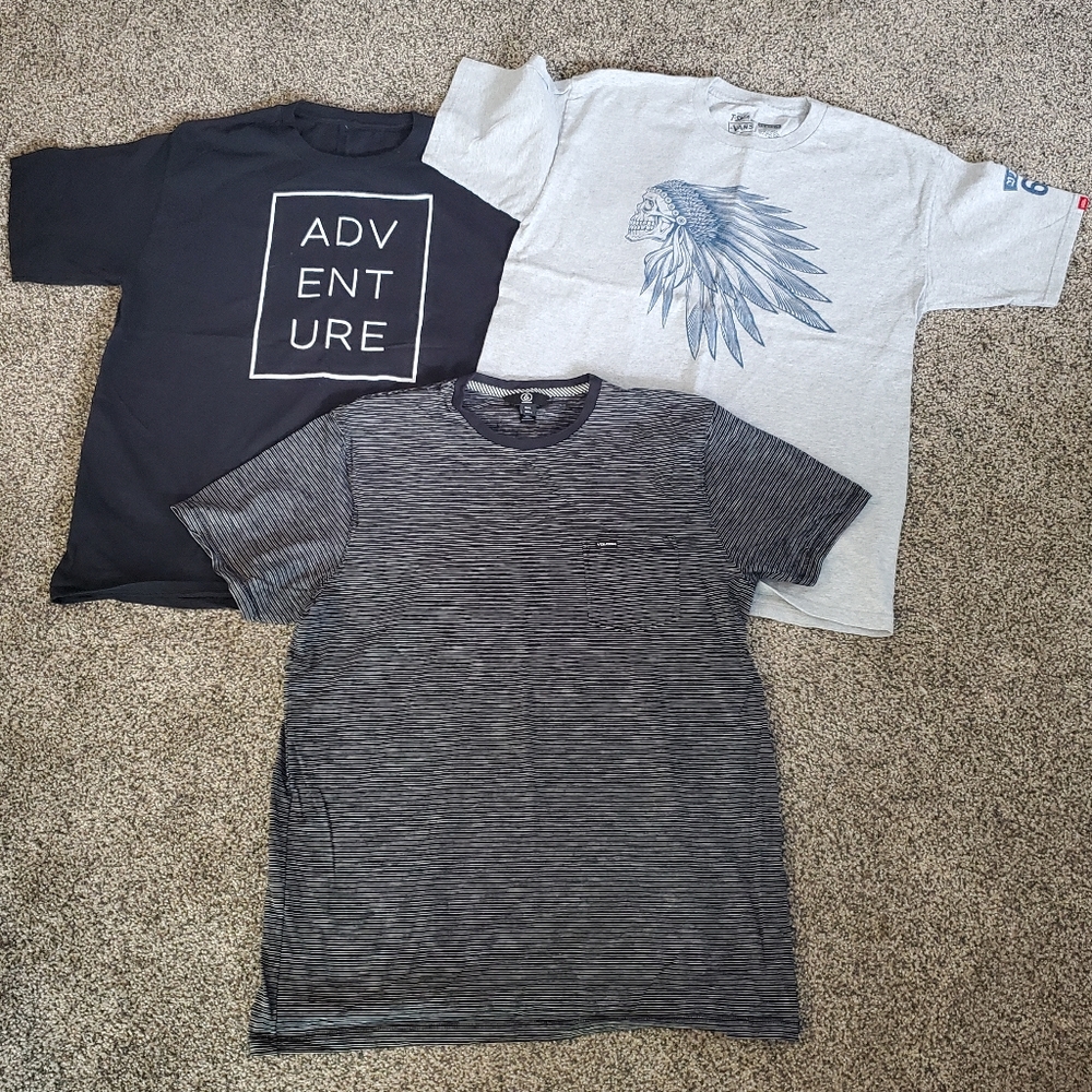 Volcom and Vans 3 T-shirt Bundle (Size L)